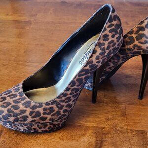 Candies ~ Sz 7 ~ Platform Pumps w/Stiletto Heel ~ NWOT